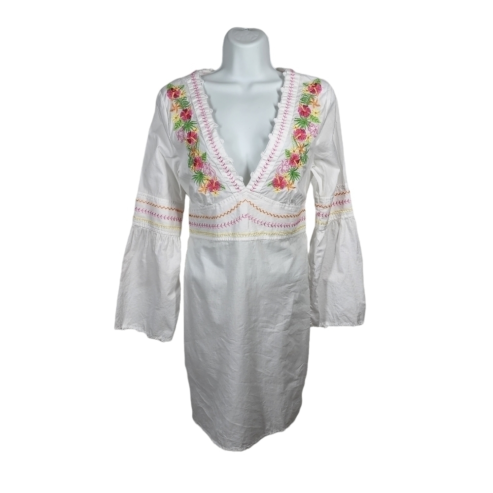 CRUISE WEAR & CO. EMBROIDERED TUNIC TOP